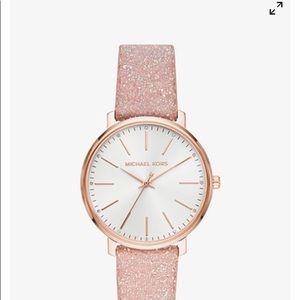 Meet your Posher, Karisa